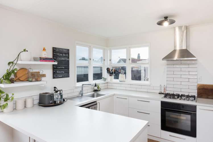 17 Alexander Street Awapuni_2