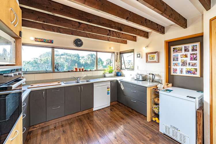 14 Ngatarua Road Putiki_3