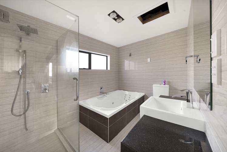 4 Gordon Stanley Drive Massey_8