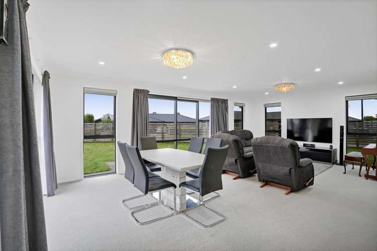 3 Piharau Crescent Hurdon_6