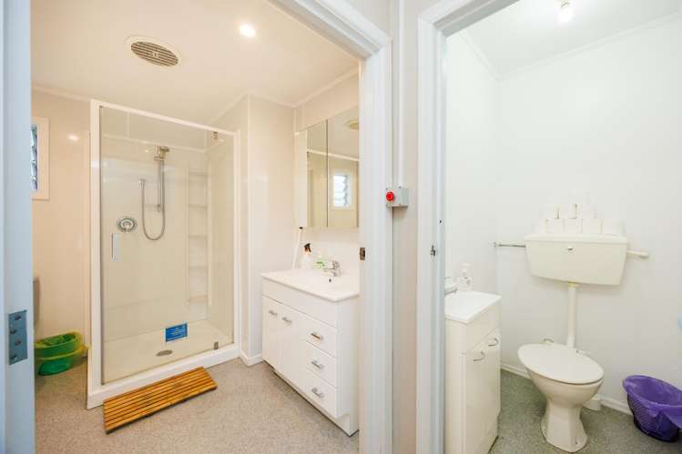 12 Ngaio Street West End_15