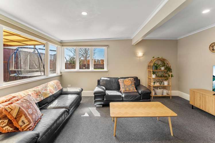 7 Bird Lane Wakefield_11