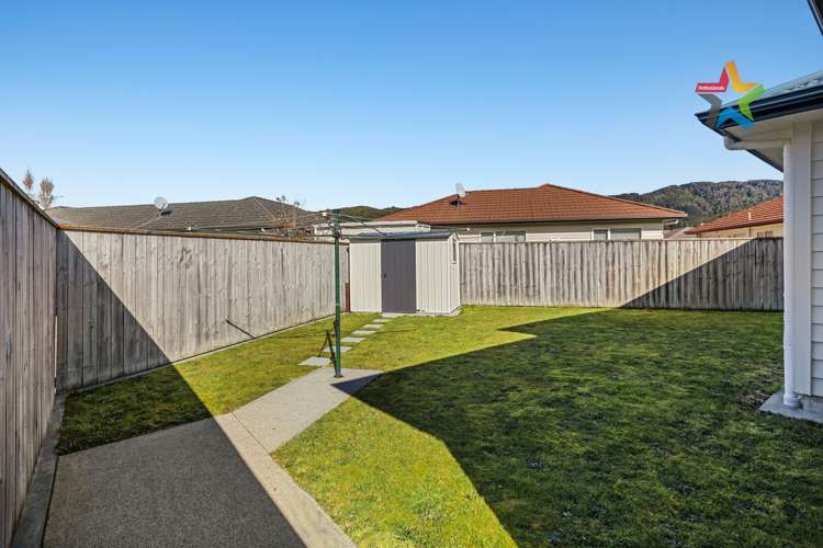 14 Woodland Grove Wainuiomata_17