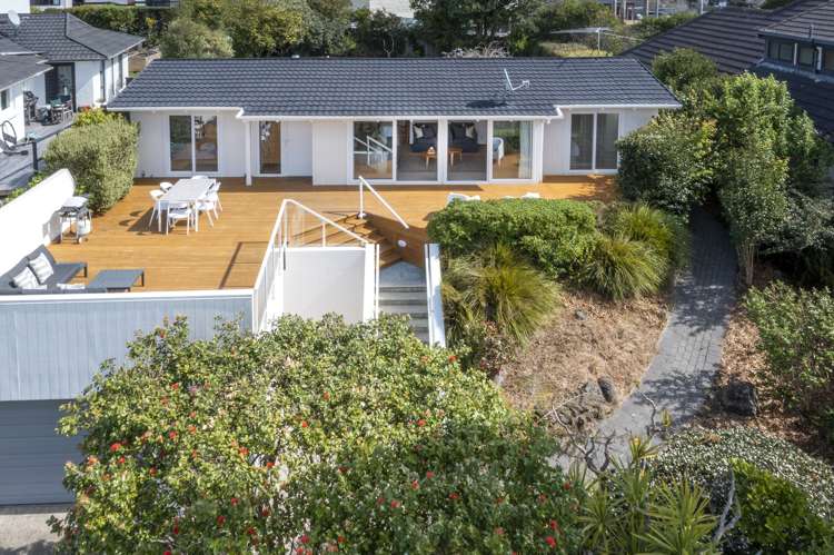 14 Mcmillan Place Mellons Bay_32