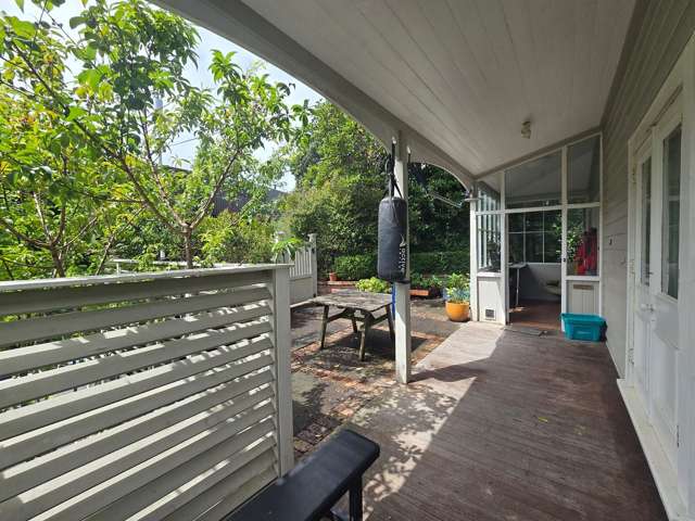 58 Kelburn Parade Kelburn_1