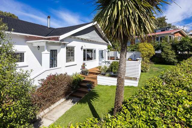 Builder's Own Bungalow, A Complete Transformation