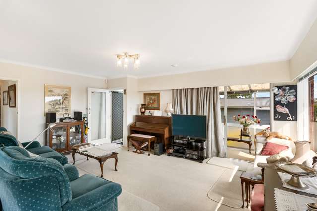 1/2 and 2/2 Eban Avenue Hillcrest_4