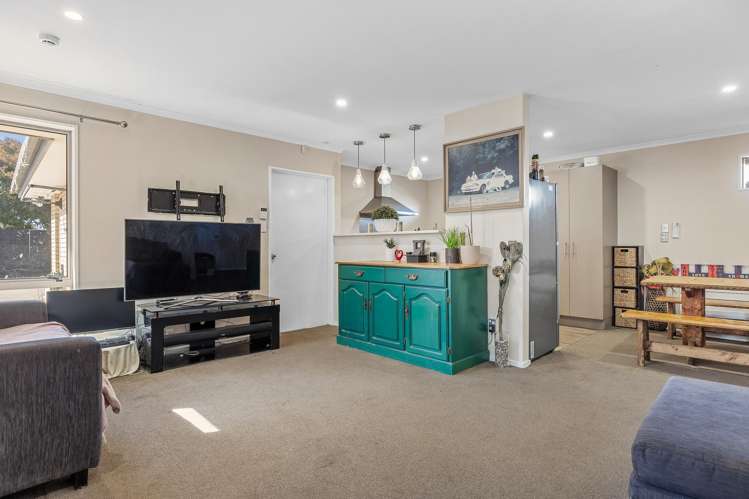 10 Netley Place Aranui_3