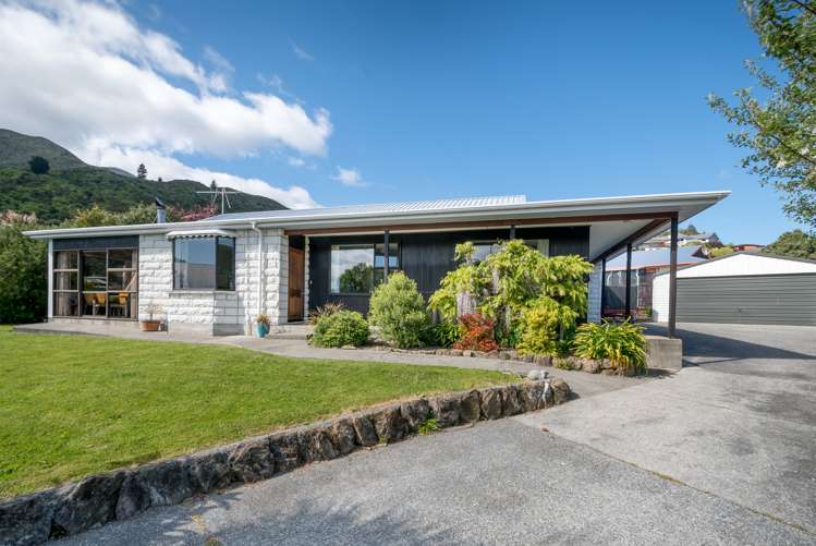 78 Moana View Road Waikawa_0
