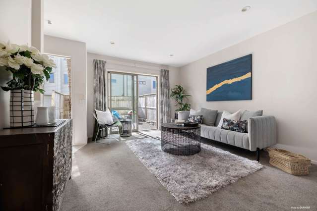 58/21 Hunters Park Drive Three Kings_1