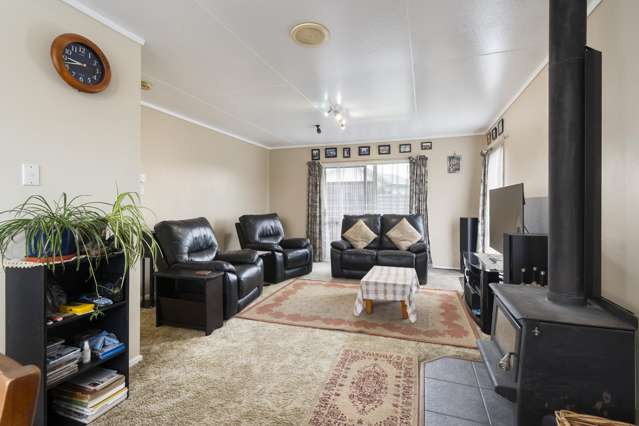 21 Railway Road Bunnythorpe_3