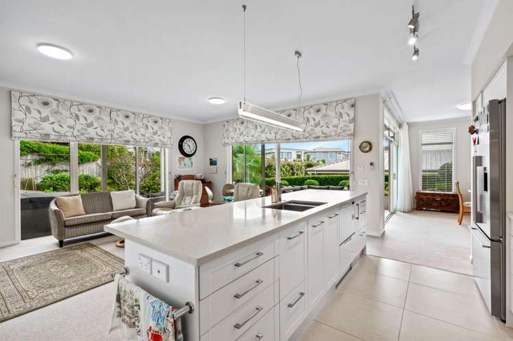 61 Panorama Heights Orewa_20