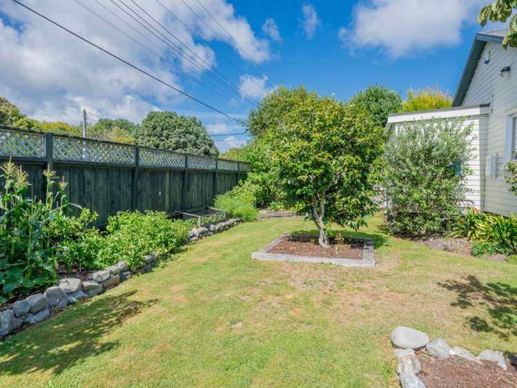 49 Waimea Road Waikanae Beach_18