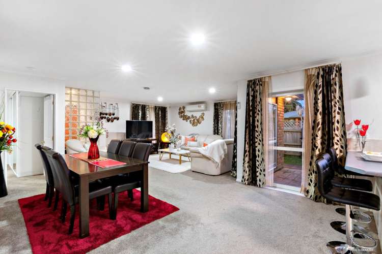 1 Watersfield Place Flat Bush_7