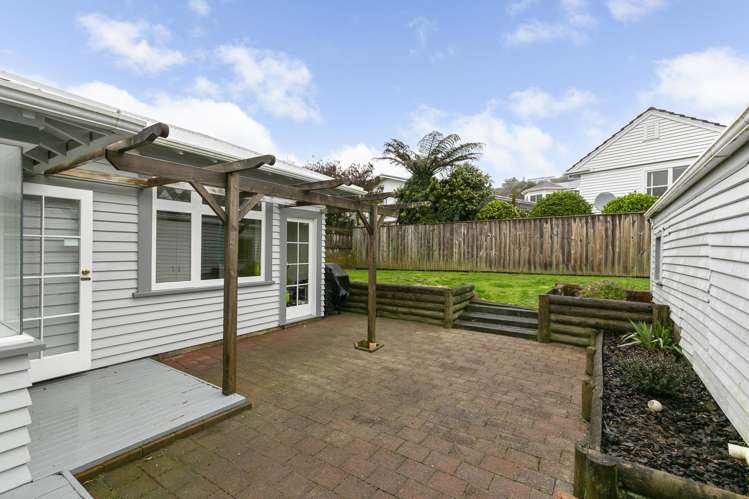 17 Fernlea Avenue Karori_19
