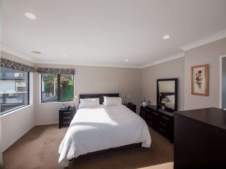 8 Cheetwood Street Churton Park_16