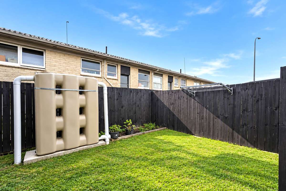 2/5 Browns Road_1