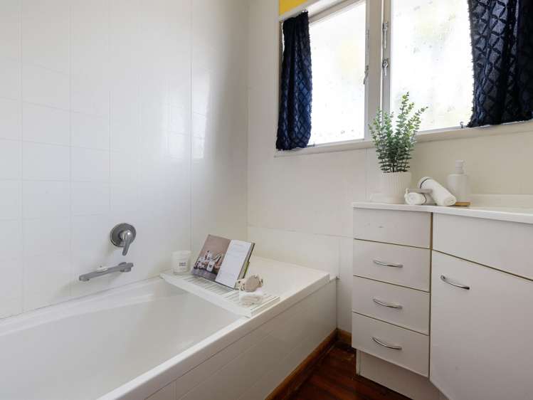 3 Baverstock Road Nawton_11