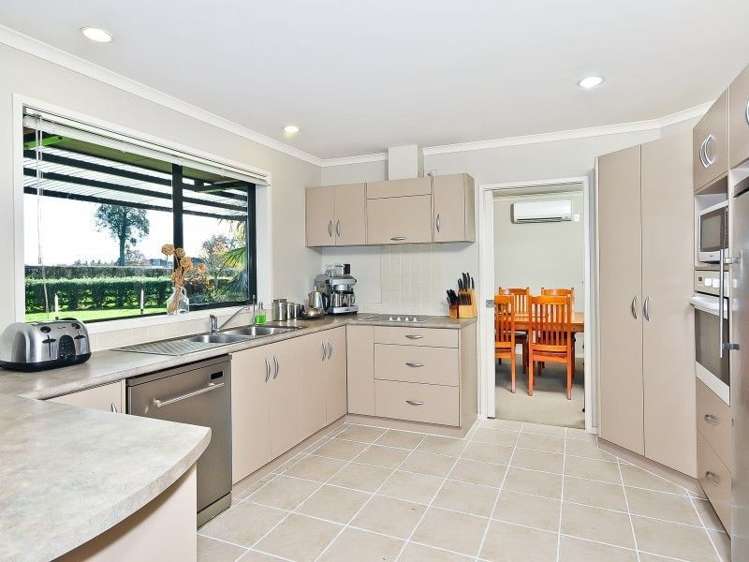 43 Sainsbury Road Puketaha_7