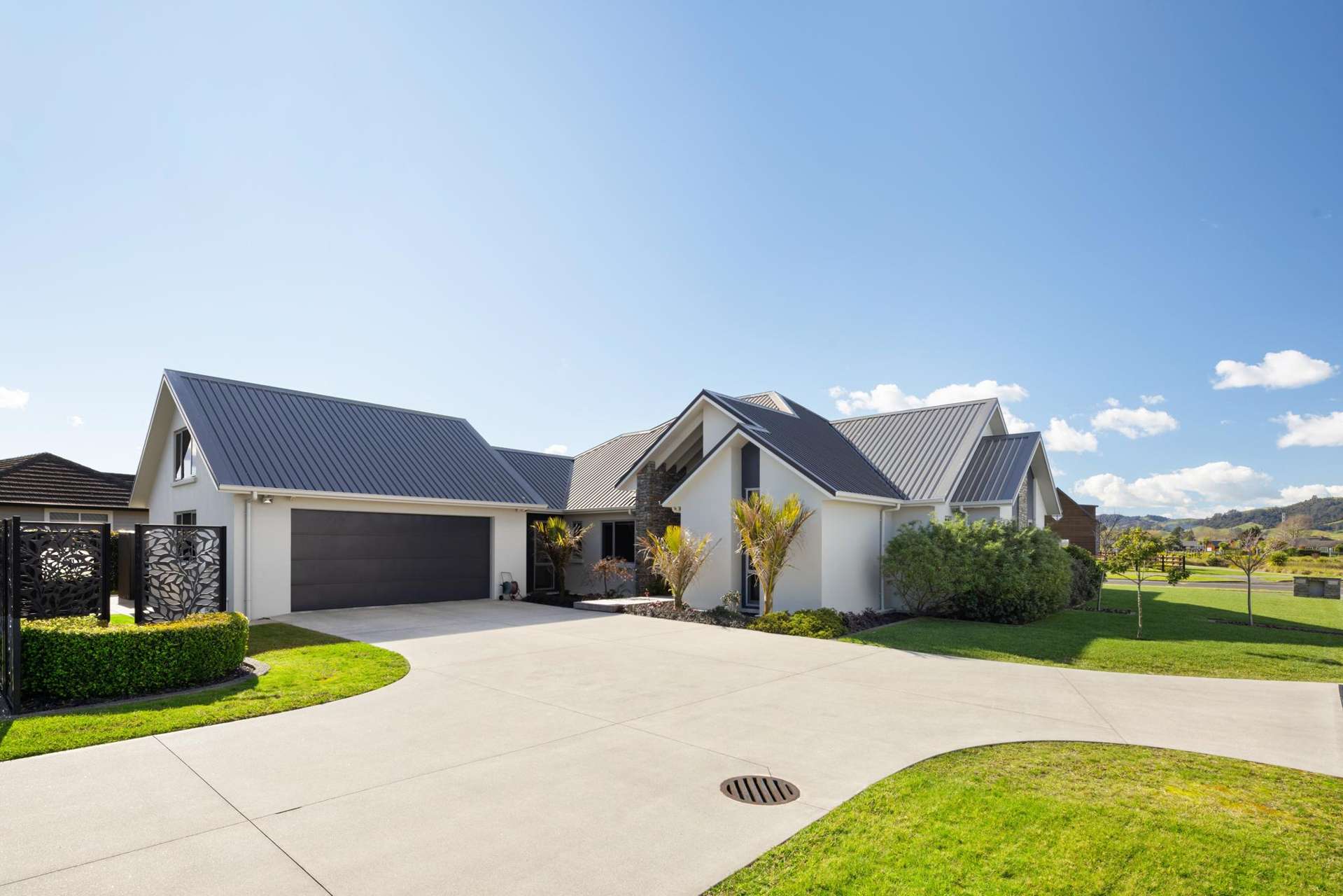 77 Baxter Michael Crescent Cambridge_0