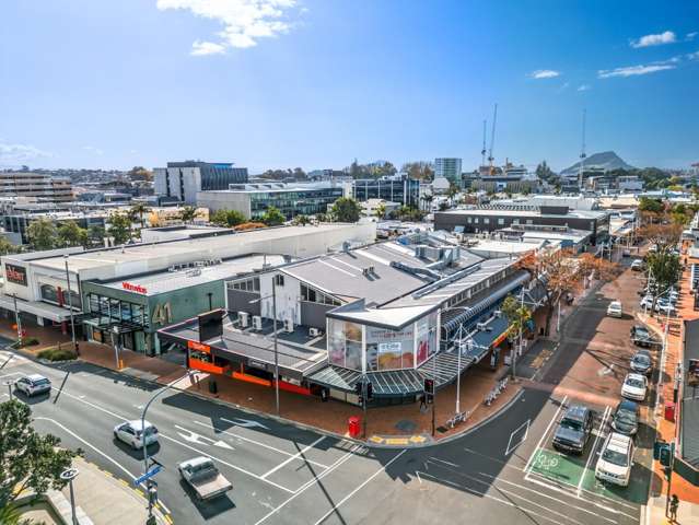 Unit 6/109 Devonport Road Tauranga Central_3