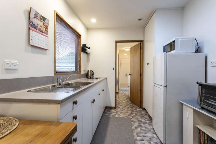 47 Pitcairn Crescent Bryndwr_23