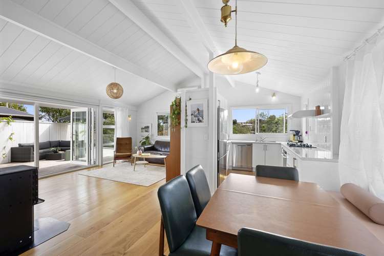 12 Honnor Place Hurdon_10