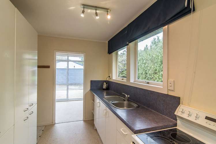 30 Hurley Road Paraparaumu Beach_13