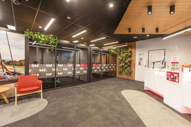 279 Oxford Street Levin_1