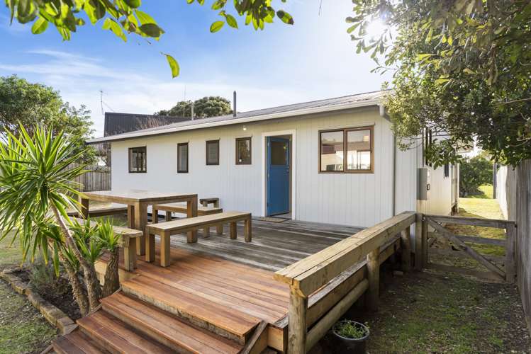 309 Linton Crescent Whangamata_14