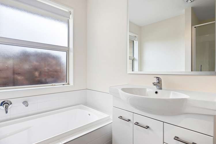 79 Awatea Gardens Wigram_12