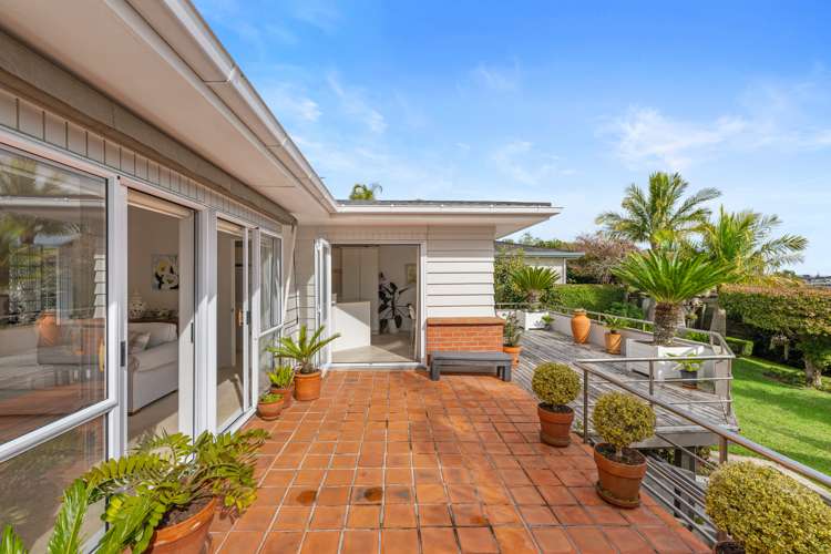 3 Copperfield Terrace Mellons Bay_11