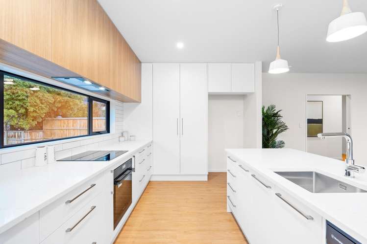 16 Soleares Avenue Mount Pleasant_6