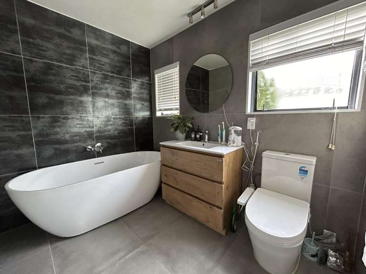 13 Sunward Rise Glenfield_12