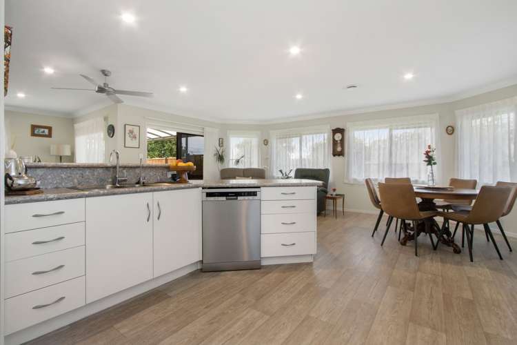 2 Bransley Grove Katikati_7