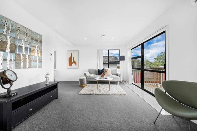 148 & 148A Solar Road Glen Eden_6