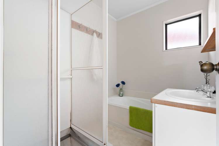 3/388a West Coast Road Glen Eden_9