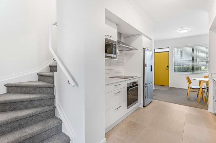 2 Hononga Lane Northcote_6