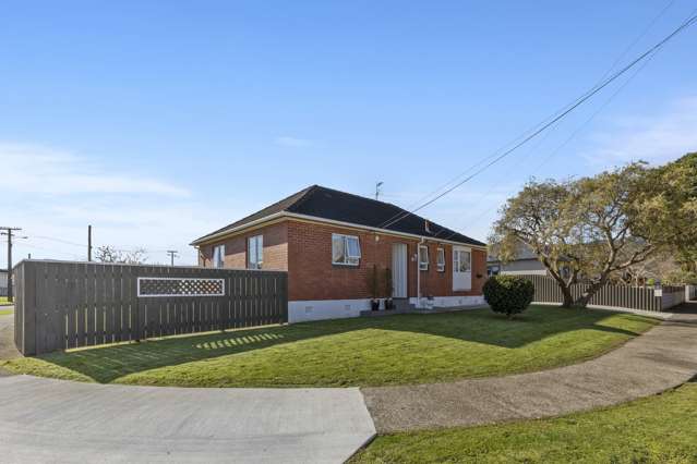 11 Pilcher Crescent Naenae_1