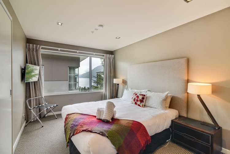 7/51 Thompson Street Queenstown_14