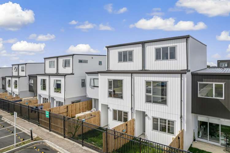 95 Ngae Place Mangere East_15