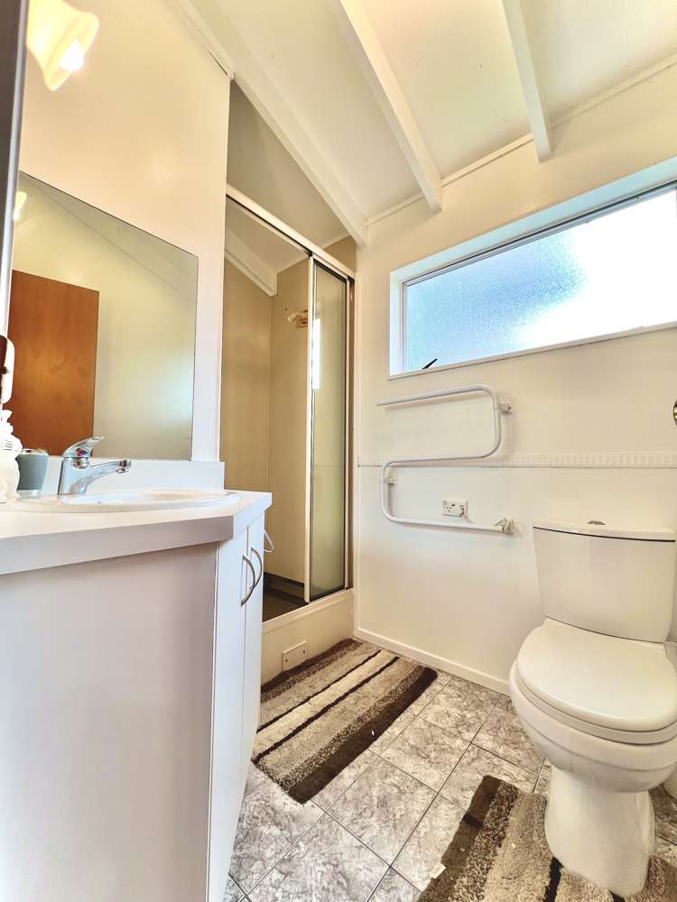 2/62 Granville Drive Massey_14