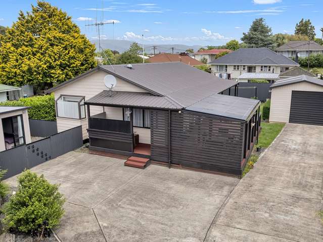 Effortless Living in a Charming Package