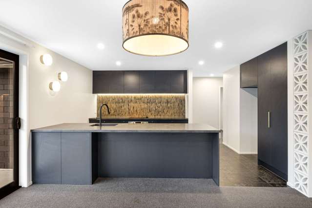 9 Rehua Place Waiwhakaiho_3