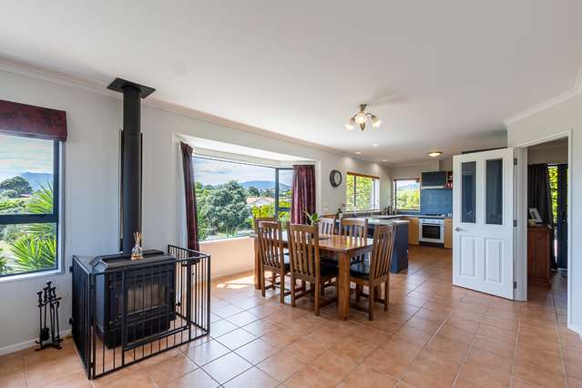 14 Barrett Drive Waikanae Beach_3