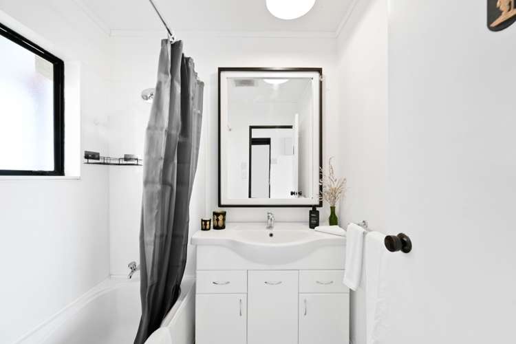 15A Reeves Close 1062_9