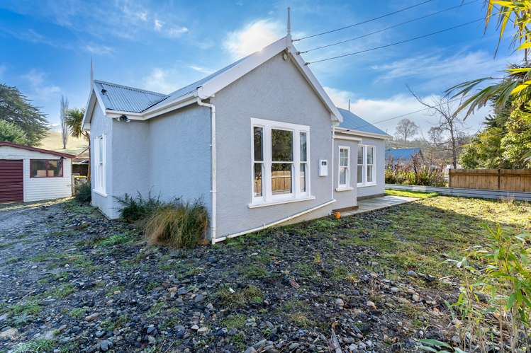 139 Main Road Waikouaiti_0