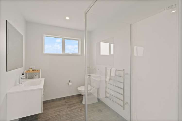 17 Bayside Drive Coopers Beach_19