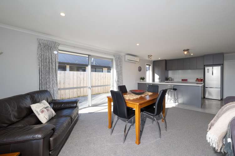 8 Avalon Grove Netherby_12