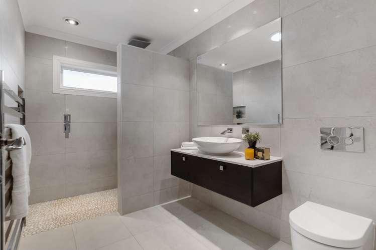 13 Milano Boulevard Karaka_21